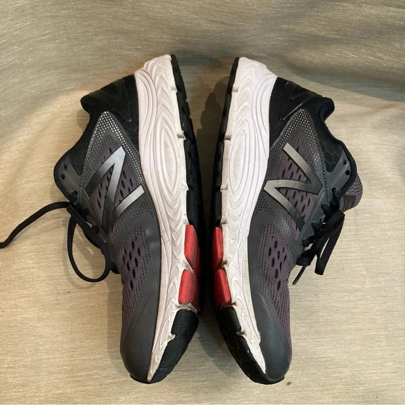 NEW BALANCE Sz 9.5 840  V4 Running Abzorb Technology Lace Up Sneakers - Picture 6 of 16